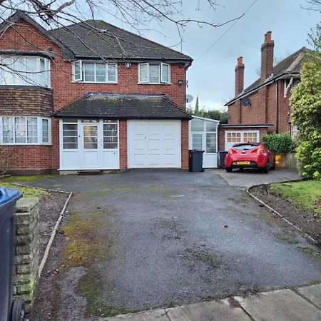D Elmdon Homestay Shared 4 Bedrooms Birmingham Exterior photo