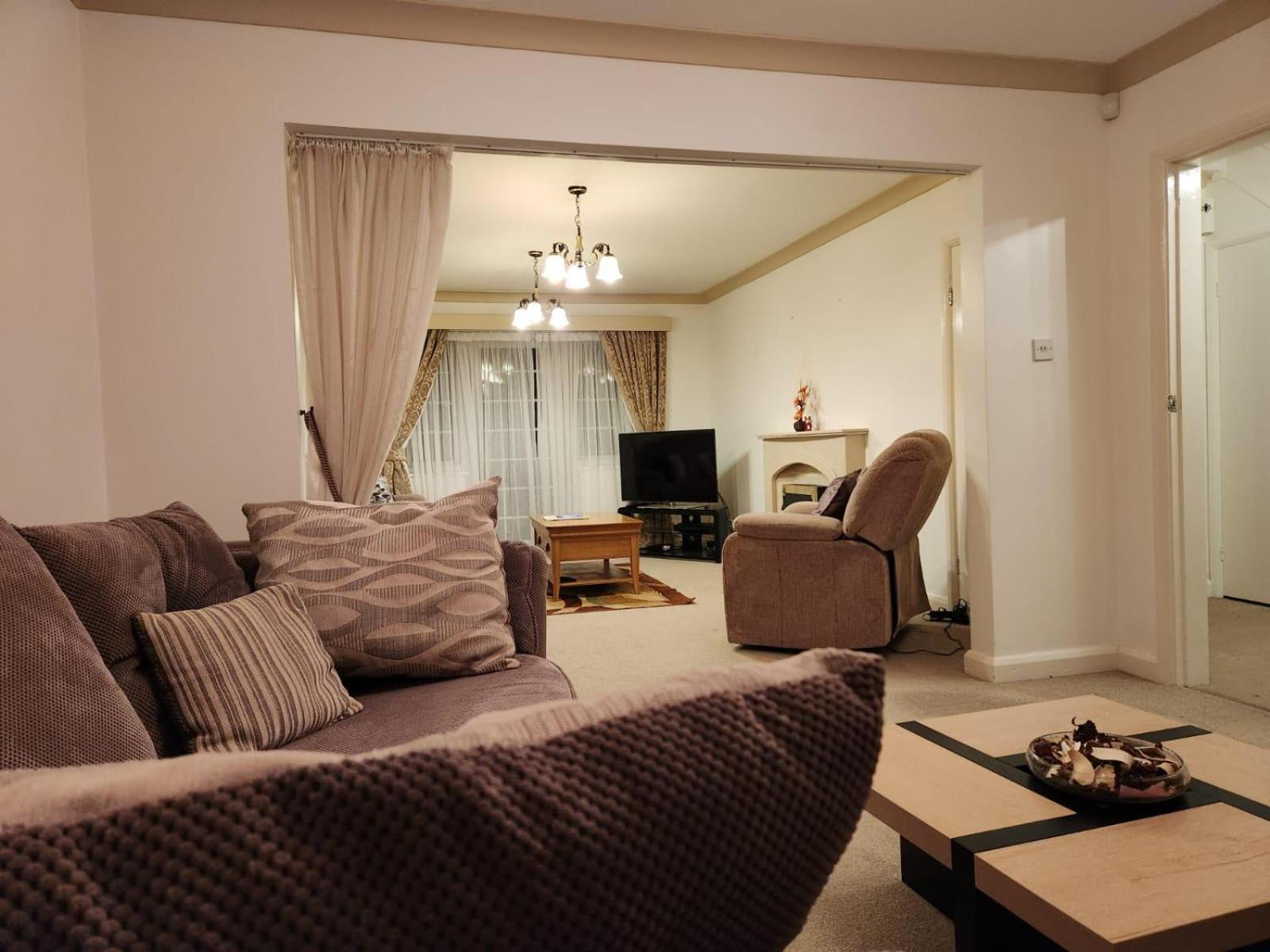 D Elmdon Shared 4 Bedrooms Birmingham