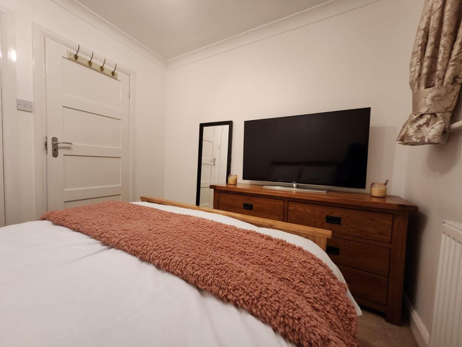 Homestay D Elmdon Shared 4 Bedrooms