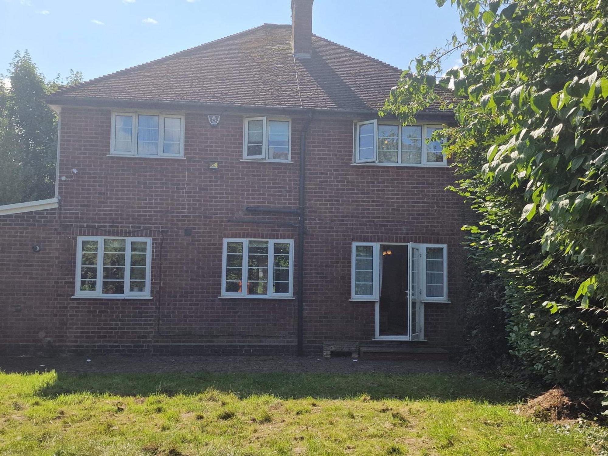 D Elmdon Shared 4 Bedrooms Homestay Birmingham